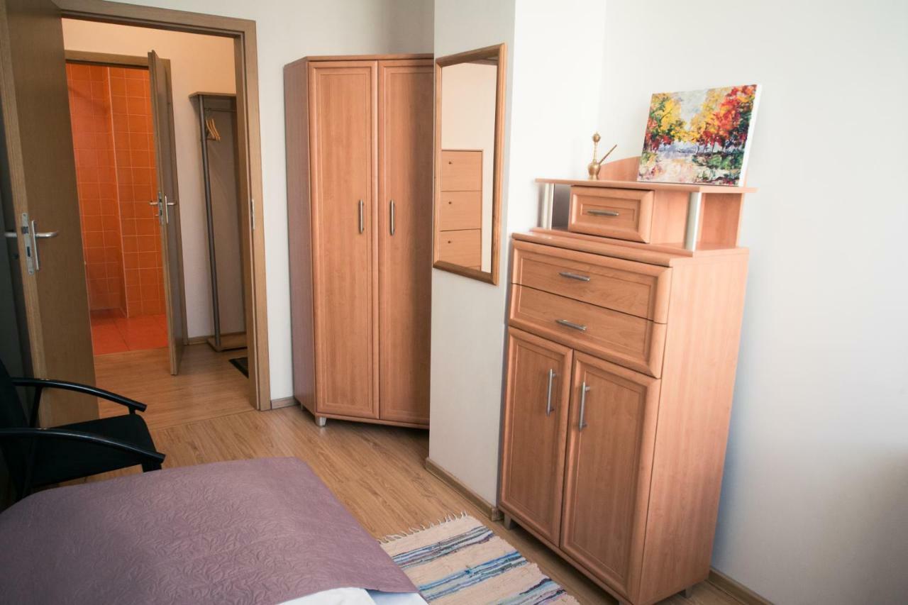 Town Hall 3 Bedroom Apartment Vilnius Ngoại thất bức ảnh